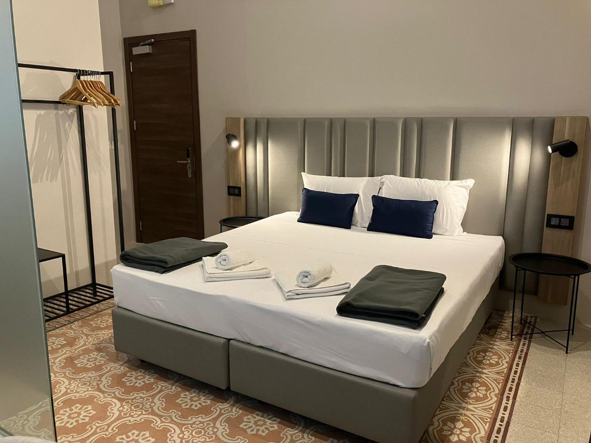 Mulberry Suites Valletta Exterior photo